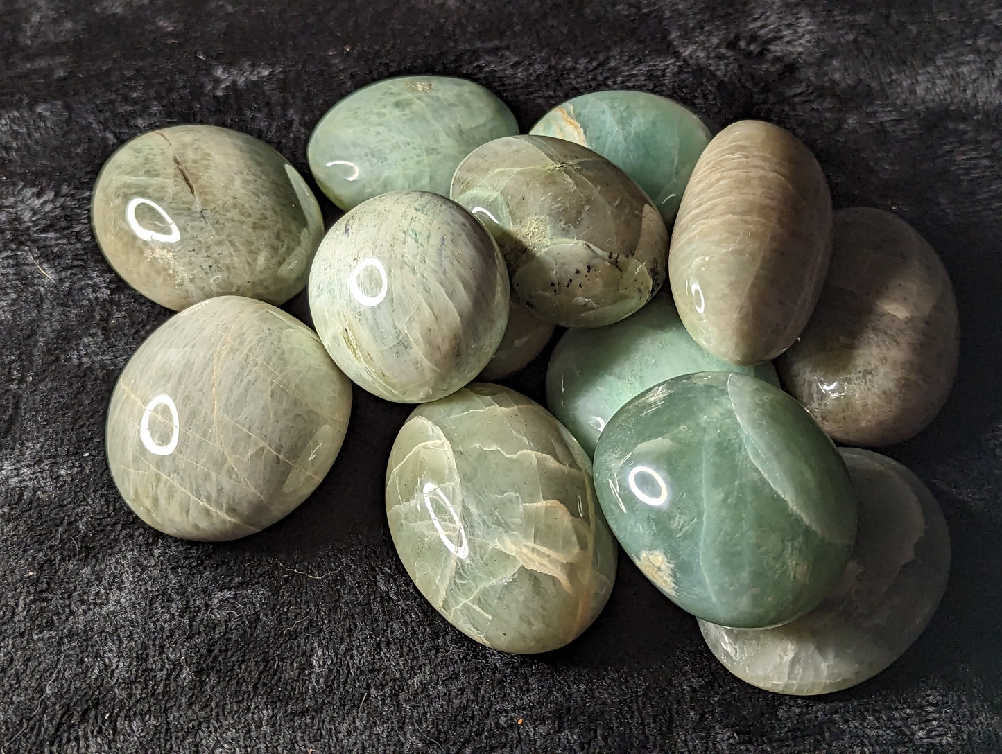 Garnierite (Green Moonstone) Palm Stone